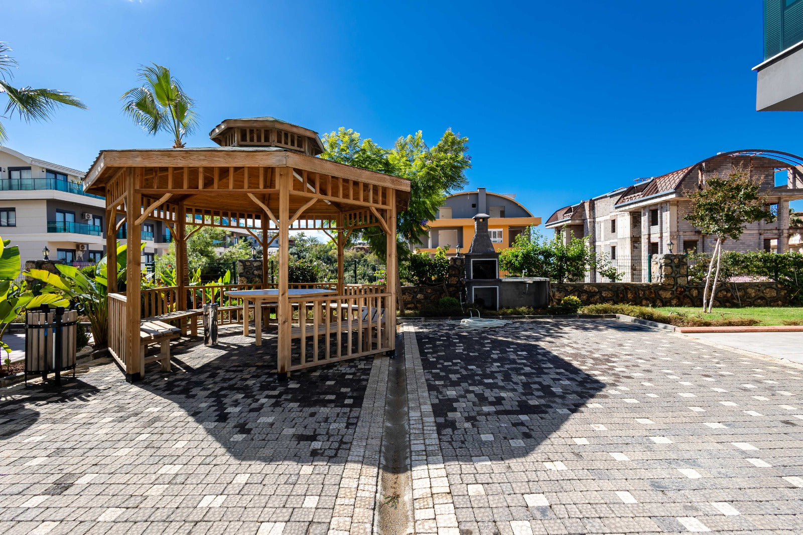 LUXUS NEUBAUWOHNUNG 1+1 ANTALYA ALANYA OBA