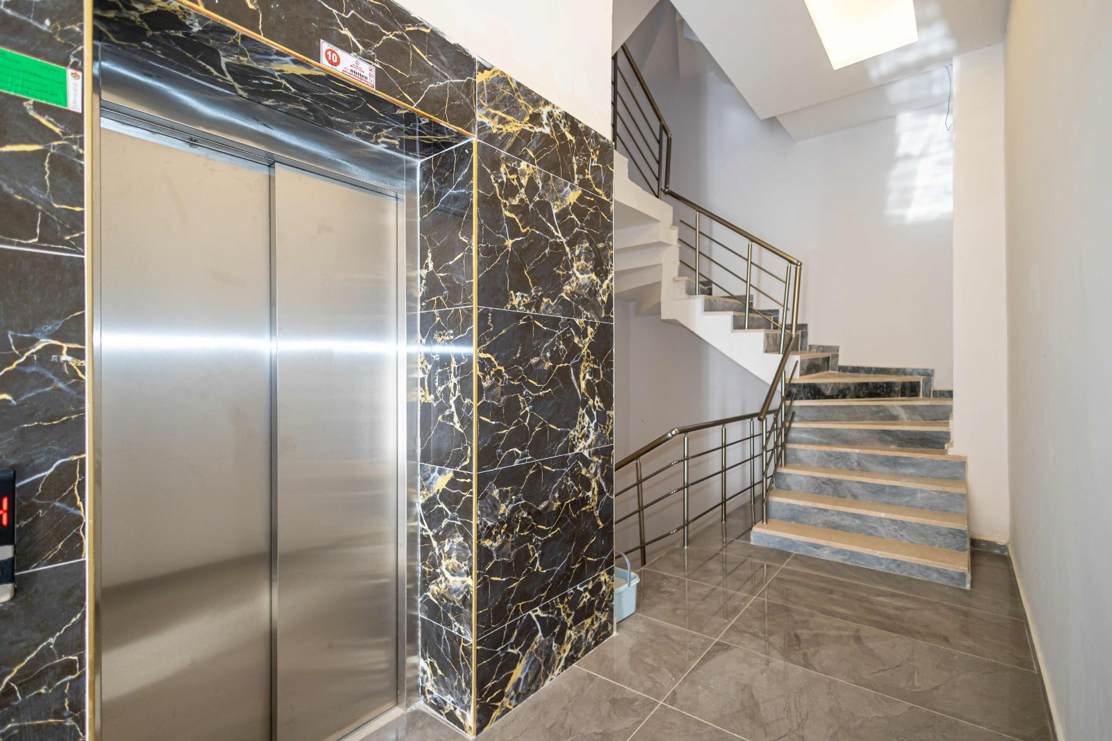 LUXUS NEUBAUWOHNUNG 1+1 ANTALYA ALANYA AVSALLAR