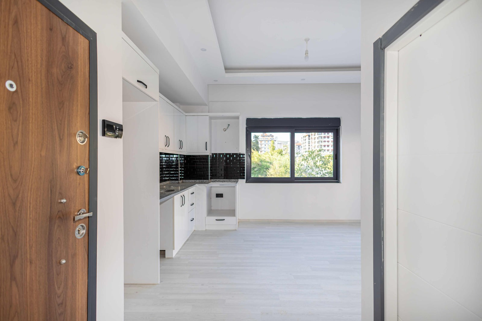 LUXUS NEUBAUWOHNUNG 1+1 ANTALYA ALANYA AVSALLAR