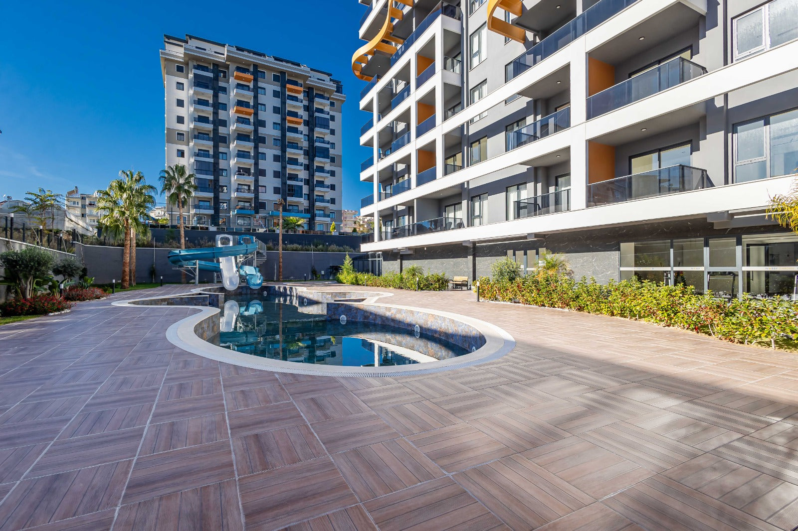 LUXUS 1+1 NEUBAUWOHNUNG WOHNKOMPLEX ANTALYA ALANYA AVSALLAR