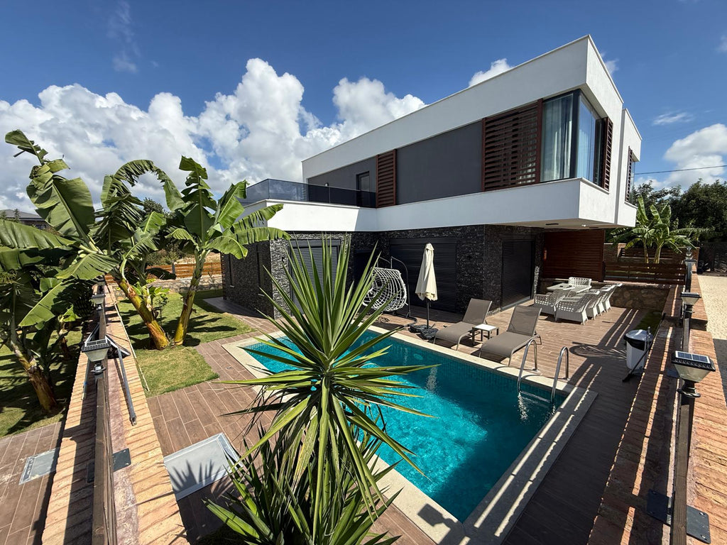 LUXUS NEUBAU VILLA 3+1 VOLLMÖBLIERT ANTALYA ALANYA