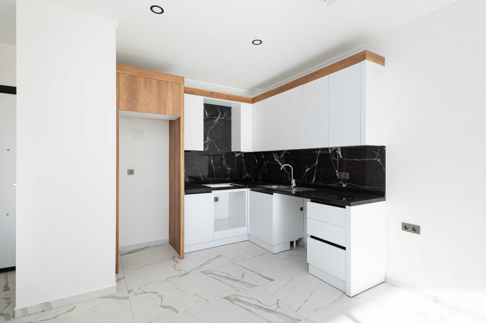 LUXUS 1+1 NEUBAUWOHNUNG WOHNKOMPLEX ANTALYA ALANYA AVSALLAR