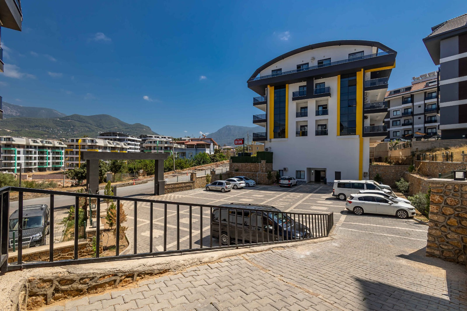 LUXUS NEUBAUWOHNUNG 1+1 ANTALYA ALANYA OBA