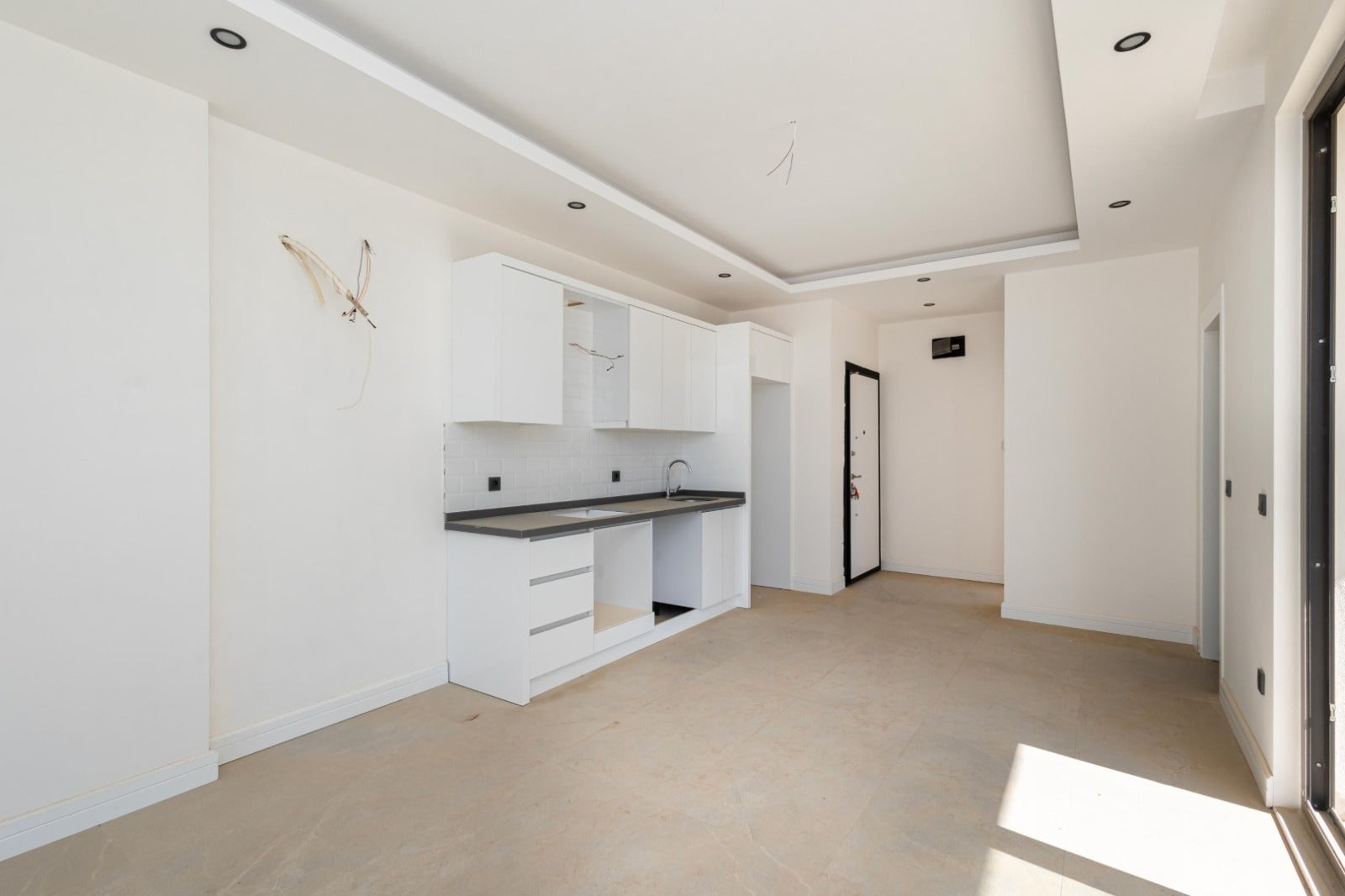 LUXUS NEUBAUWOHNUNG 1+1 ANTALYA ALANYA KARGICAK