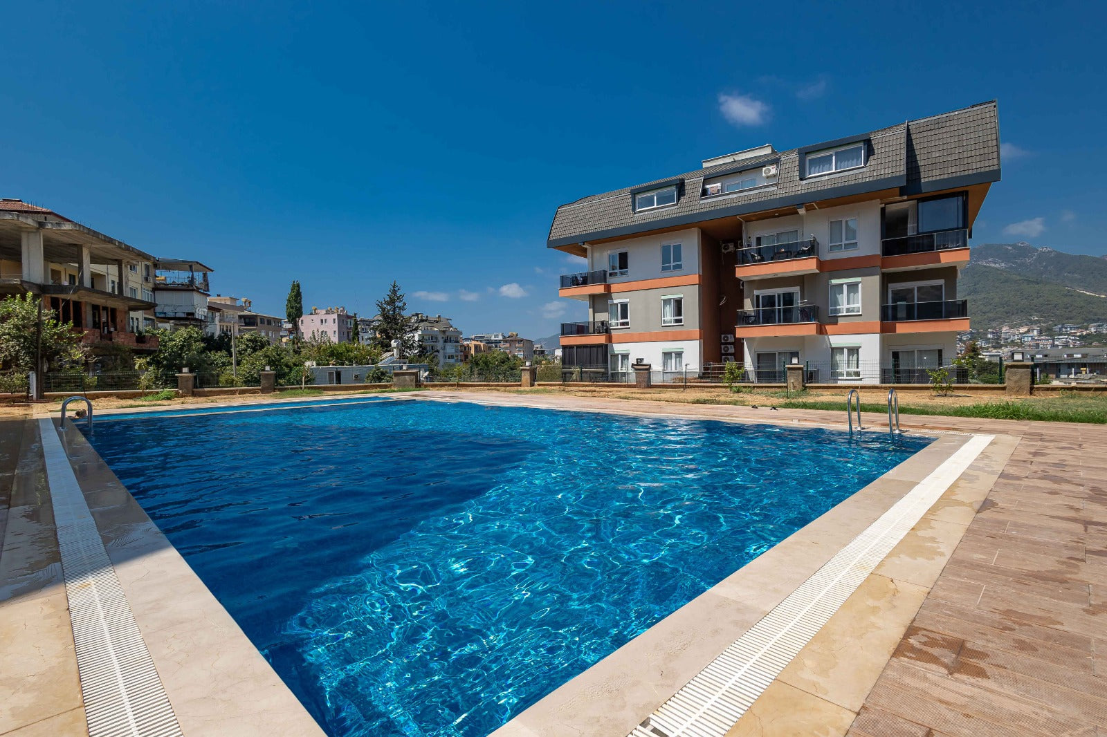 LUXUS NEUBAUWOHNUNG 1+1 ANTALYA ALANYA OBA
