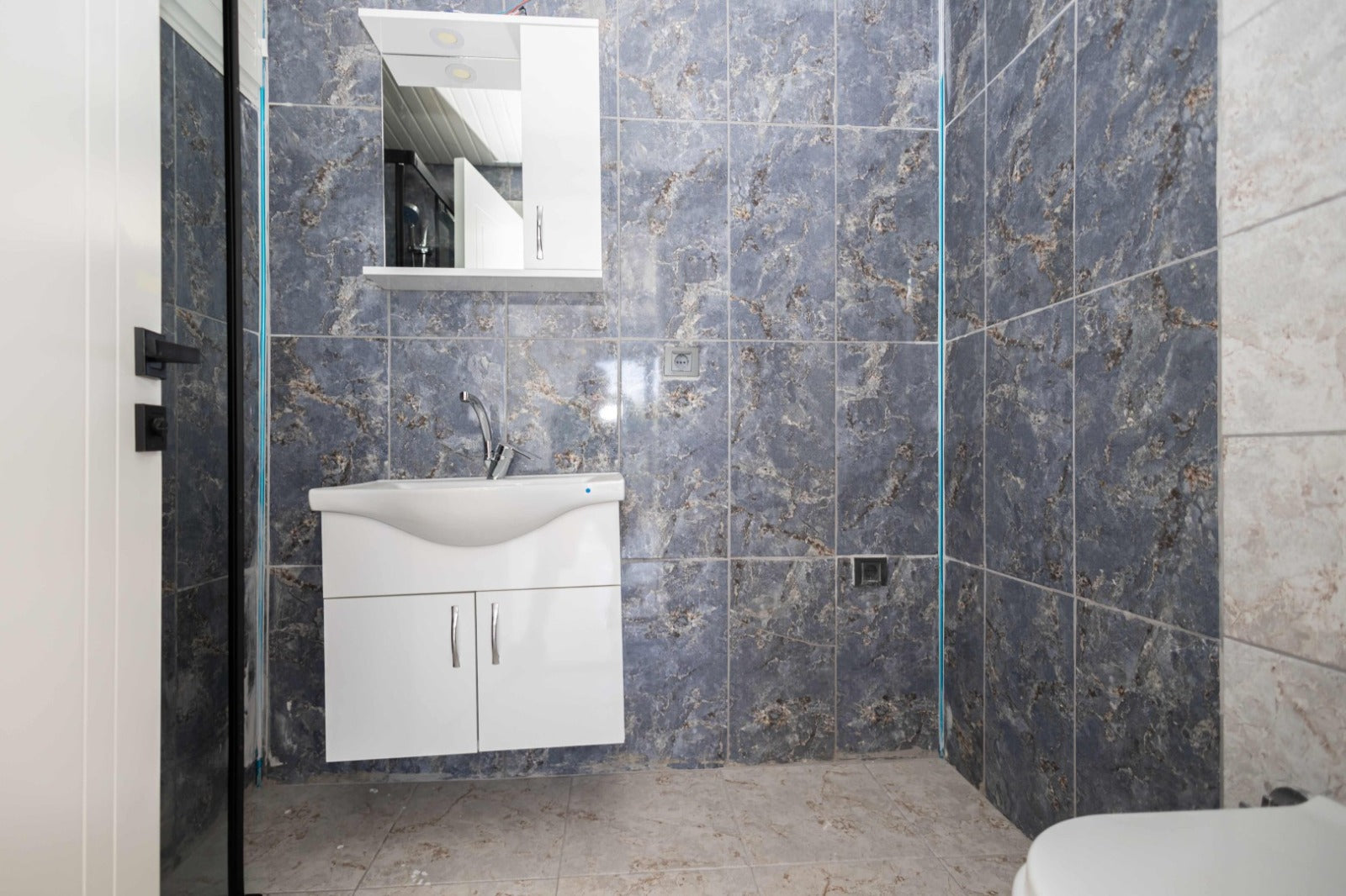 SCHNÄPPCHEN LUXUS NEUBAUWOHNUNG 1+1 ANTALYA ALANYA AVSALLAR