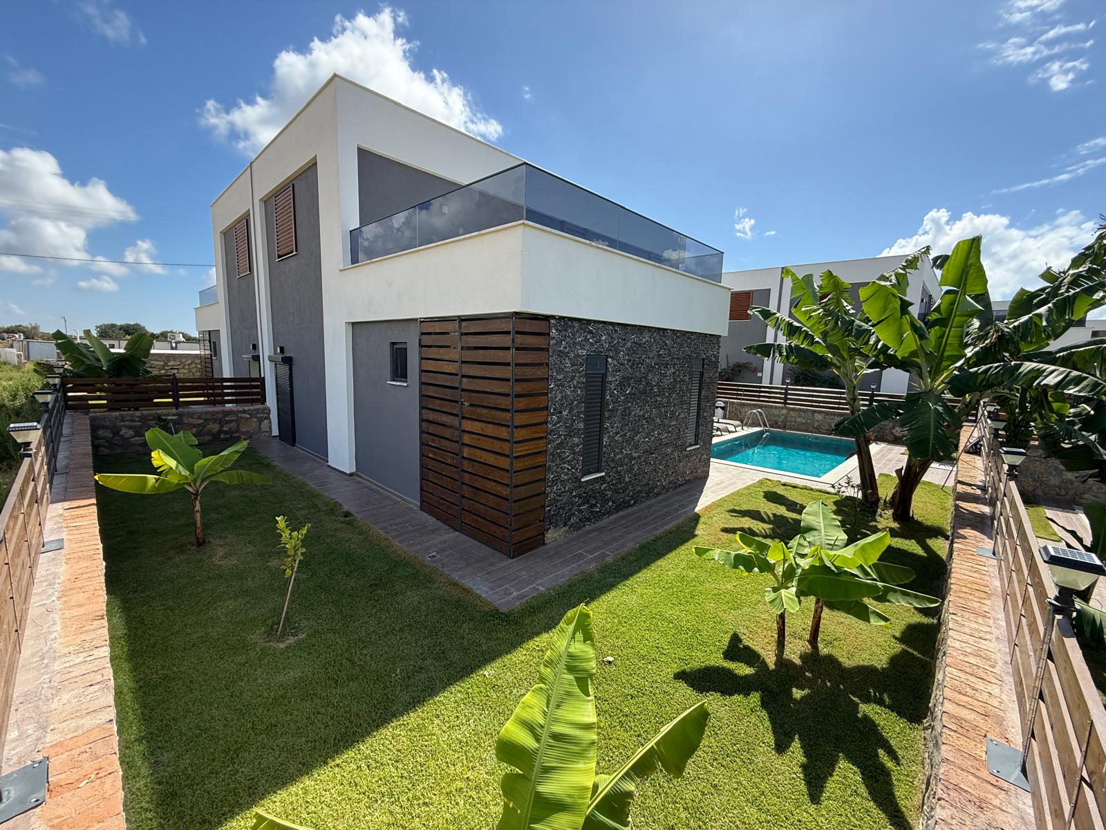 LUXUS NEUBAU VILLA 3+1 VOLLMÖBLIERT ANTALYA ALANYA