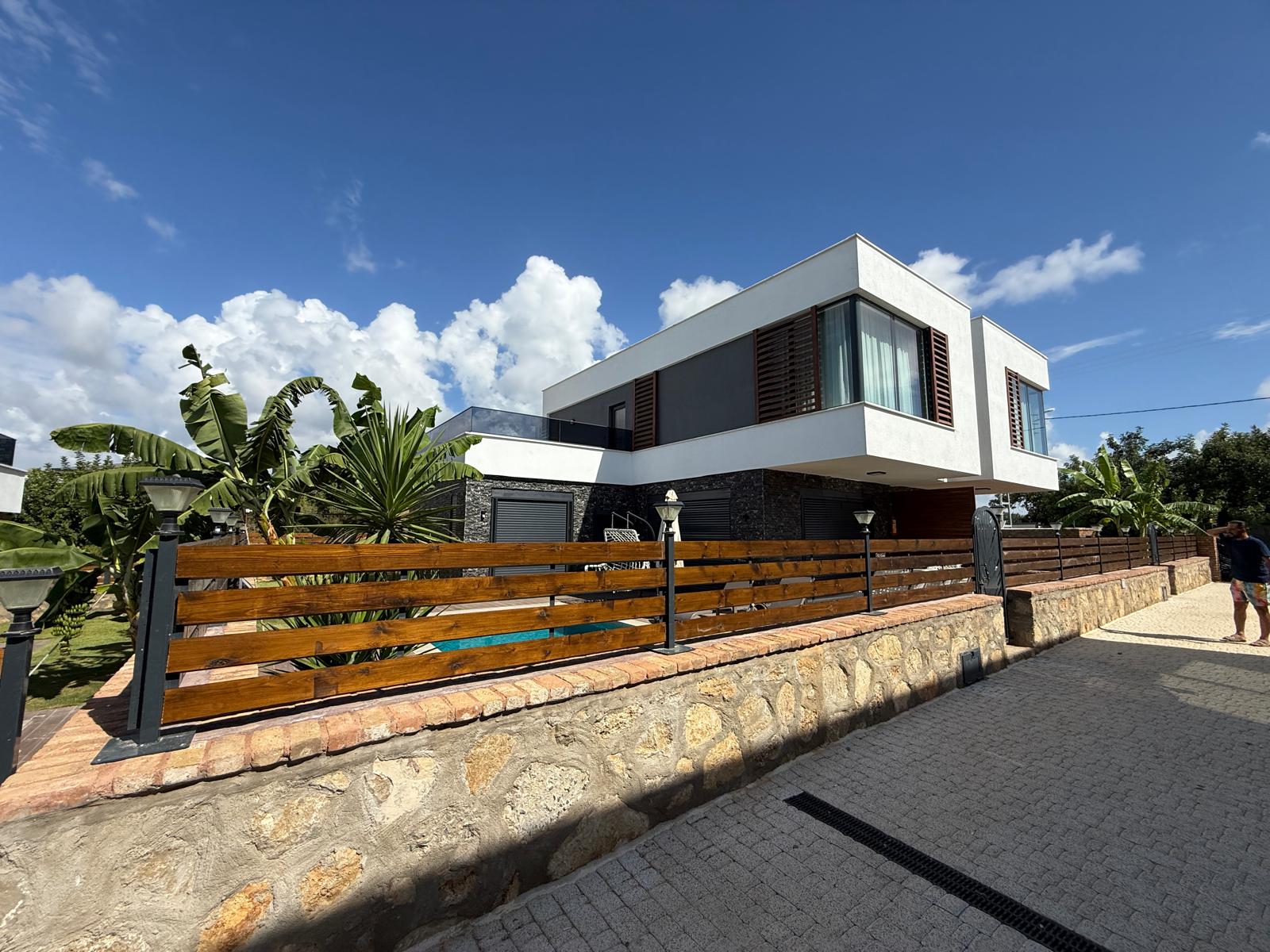 LUXUS NEUBAU VILLA 3+1 VOLLMÖBLIERT ANTALYA ALANYA