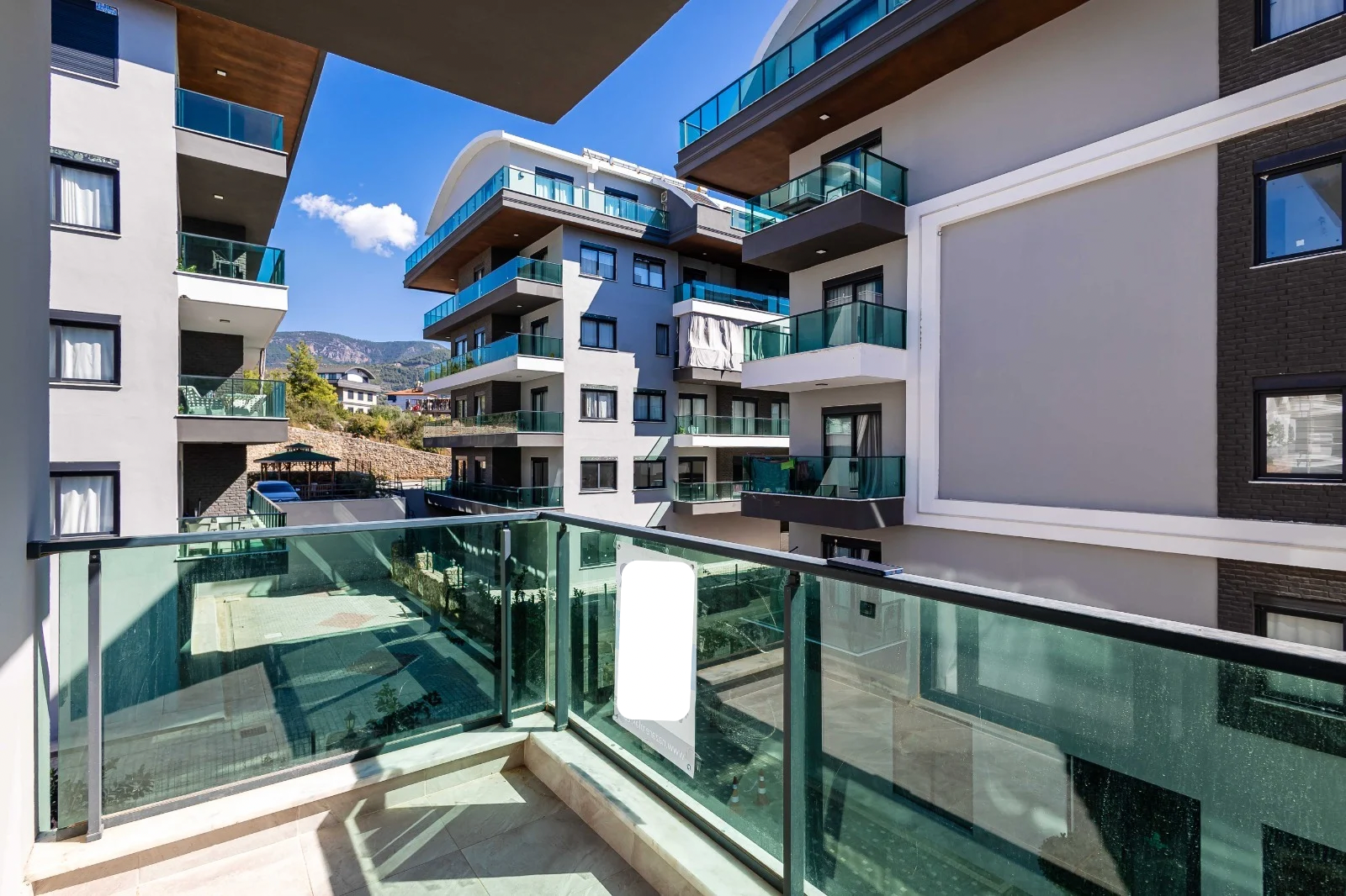 LUXUS NEUBAUWOHNUNG 1+1 ANTALYA ALANYA OBA