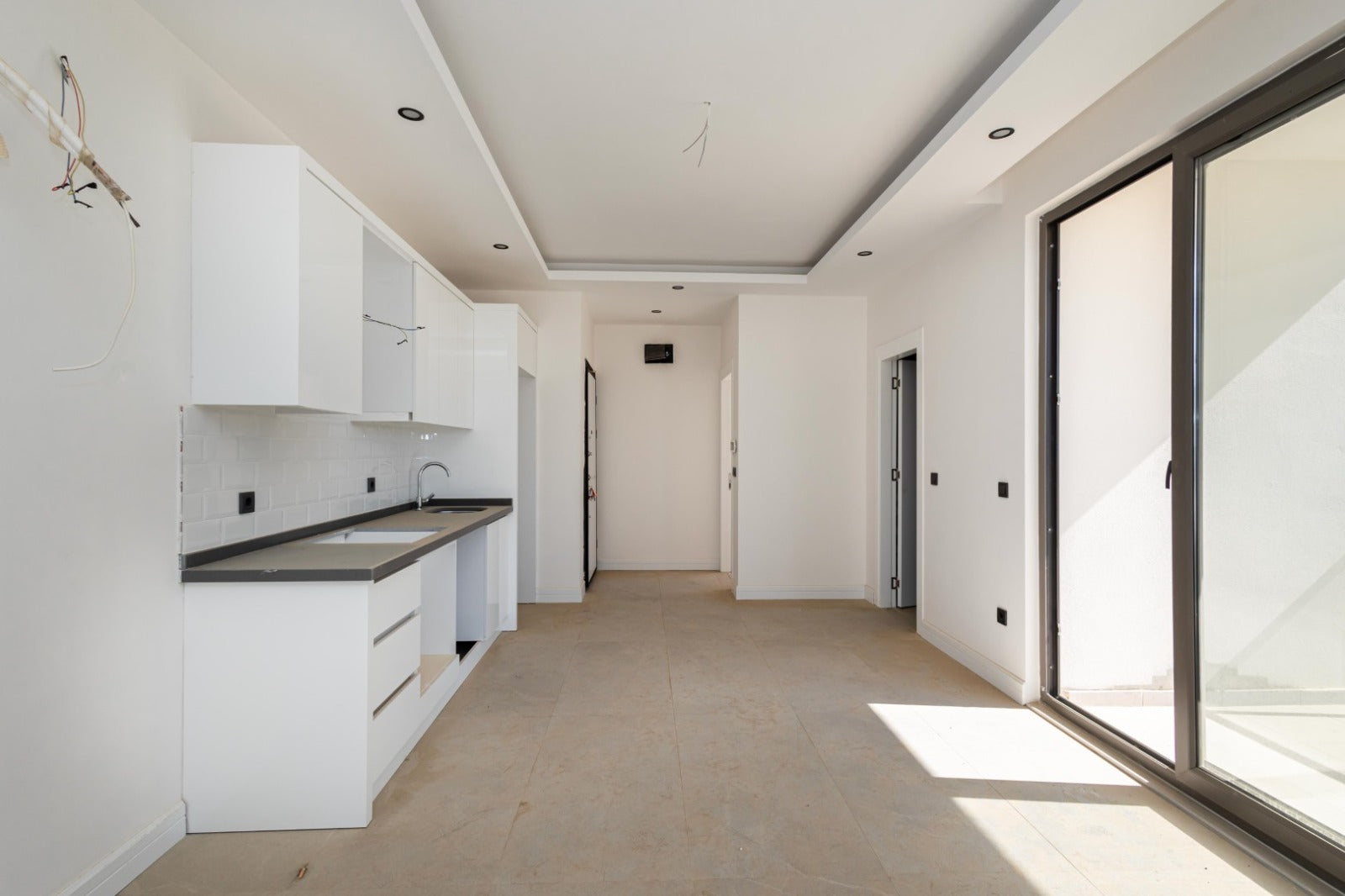 LUXUS NEUBAUWOHNUNG 1+1 ANTALYA ALANYA KARGICAK