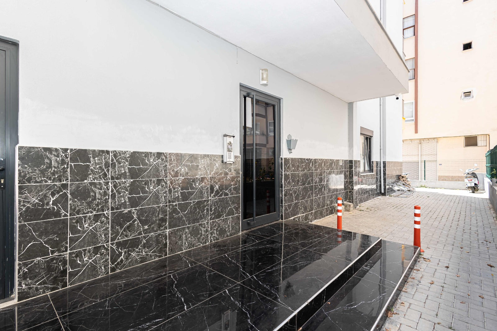 LUXUS 2+1 WOHNUNG ANTALYA ALANYA ZENTRUM