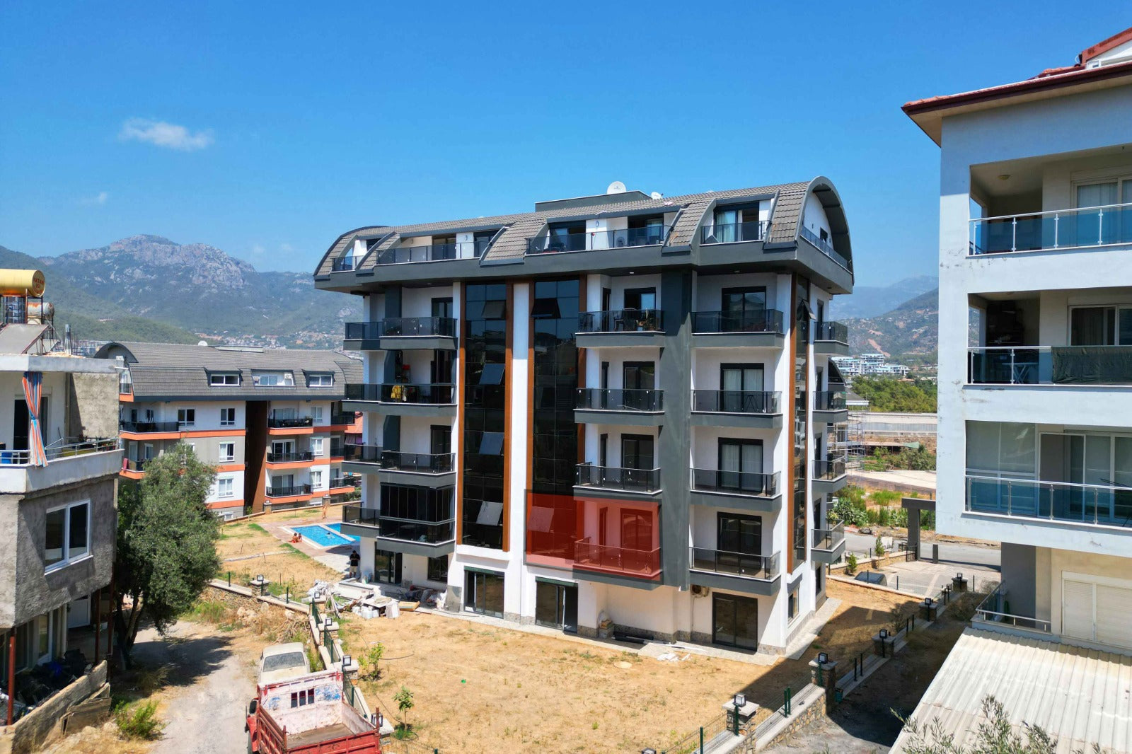 LUXUS NEUBAUWOHNUNG 1+1 ANTALYA ALANYA OBA