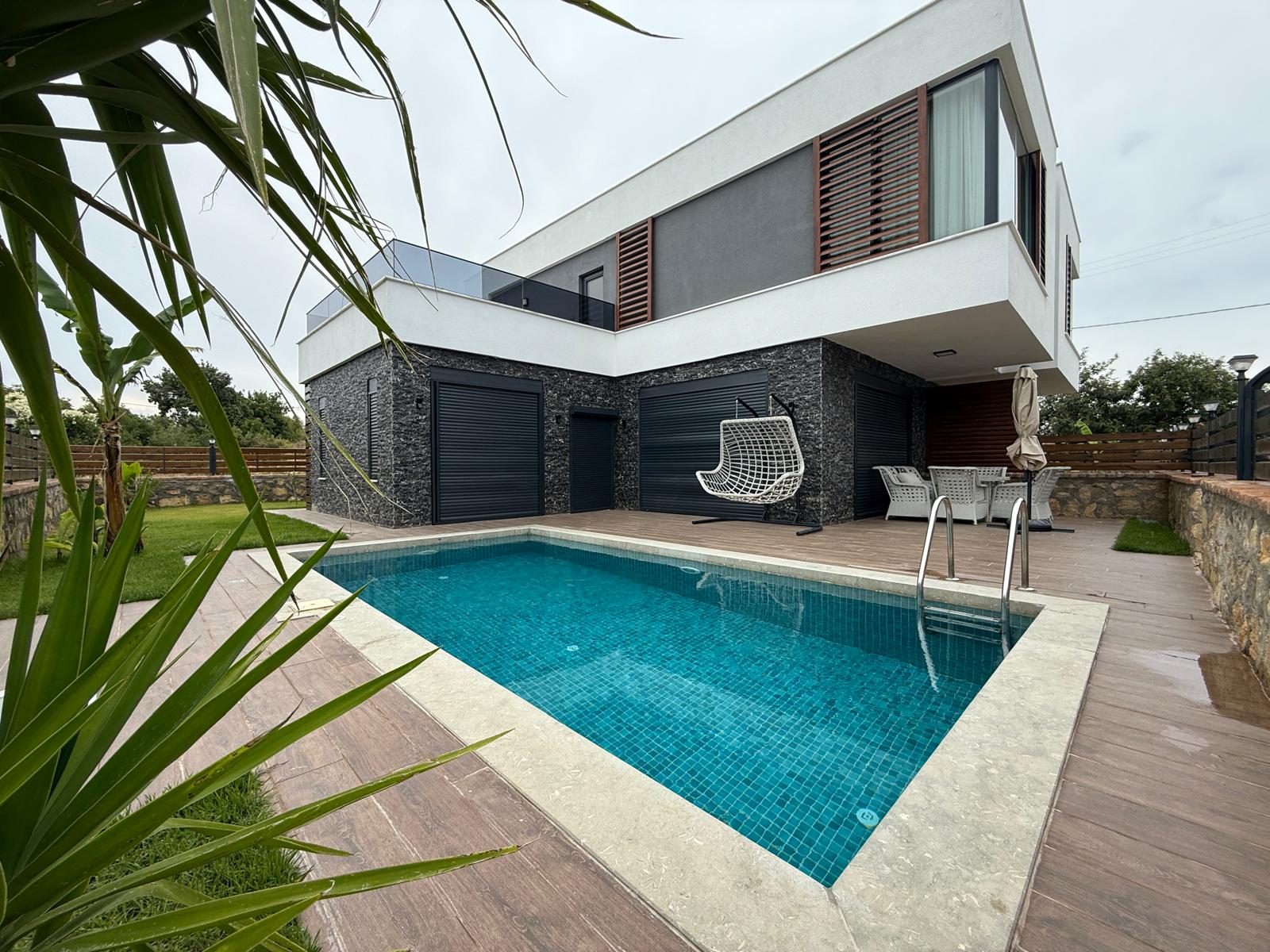 LUXUS NEUBAU VILLA 3+1 VOLLMÖBLIERT ANTALYA ALANYA