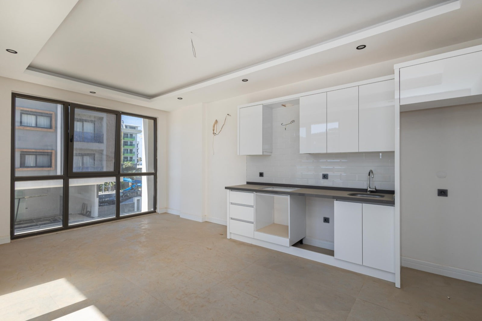 LUXUS NEUBAUWOHNUNG 1+1 ANTALYA ALANYA KARGICAK