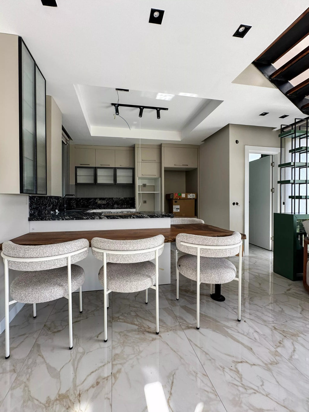 LUXUS NEUBAU VILLA 4+1 VOLLMÖBLIERT ANTALYA MANAVGAT